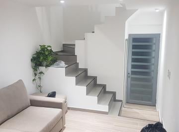 Casa · 100m² · 3 Ambientes · 1 Cochera · Casa Triplex en Venta Ubicado en José León Suárez, San Martin, G. B. a. Zona Norte