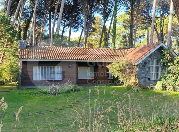 Casa · 141m² · 3 Dormitorios