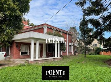 Casa · 380m² · 10 Ambientes · Con Gran Parque Ideal Fines Comerciales Venta con Inquilinos