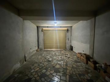 Local comercial · 30m² · Local en Alquiler - Pérez Quintana Al 600 - Ituzaingó Norte