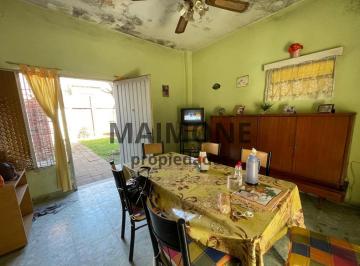 Casa de 3 ambientes, La Matanza · Casa 3 Amb. con Cochera Pasante y Local a 1/2 Cuadra de Av Mosconi - L. Mirador
