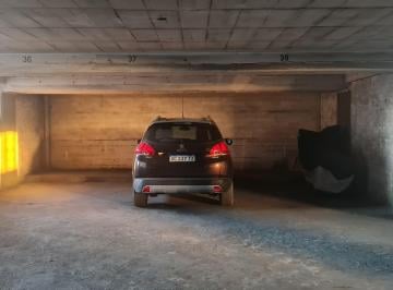Garage , Córdoba · Coche en Alquiler Bº Centro