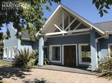 Casa · 308m² · 5 Ambientes · Casa a Espacio Verde Club de Campo San Francisco
