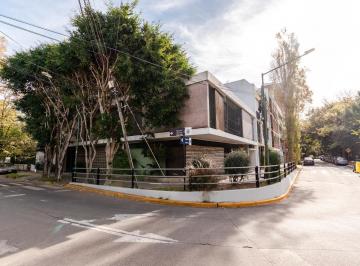Departamento · 166m² · 5 Ambientes · Excelente PH en Acassuso con Gran Terraza y Cochera Cubierta.