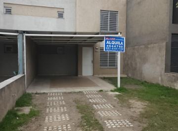 Foto · Jardines del Olmo. Excelente Duplex $960.000 Imp. Incl.