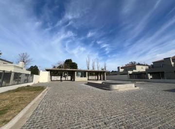 Casa · 80m² · 3 Ambientes · Casa en Venta en Barrio Chic Village Pilar