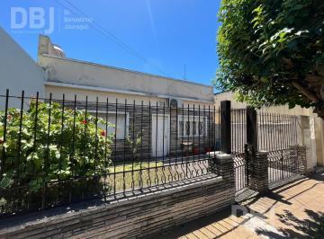 PH · 49m² · 3 Ambientes · 1 Cochera · Venta PH Tipo Casa 2 Ambientes en Lomas del Mirador