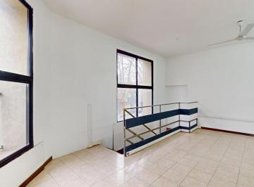 Local comercial · 150m² · 3 Ambientes · 57 Esq. 15 La Plata - Local en Venta de 150 m² Distribuidos en 3 Niveles