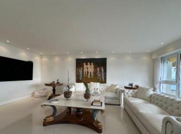 Departamento · 138m² · 4 Ambientes · Departamento en Playa Mansa