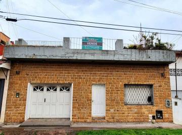 Casa · 55m² · 3 Ambientes · 1 Cochera · Casa Chalet en Venta en Virreyes, San Fernando, G. B. a. Zona Norte