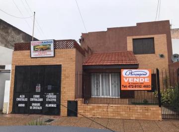 Casa · 90m² · 3 Ambientes · 1 Cochera · Casa de 3 Ambientes en La Pampa y Gascon