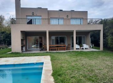 Casa · 168m² · 4 Ambientes · 2 Cocheras · Venta Casa 3 Dorm. y Escritorio, Pileta