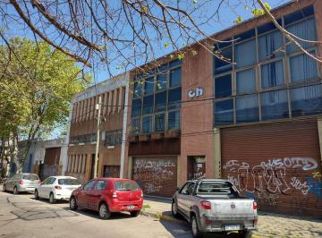 Edificio · 2400m² · Edificio Comercial en Florida - J. B. justo