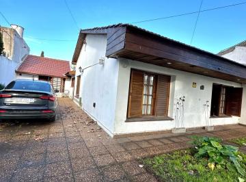 Casa · 184m² · 4 Ambientes · Casa - San Cayetano