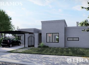 Casa · 800m² · 5 Ambientes · 1 Cochera · Casa en San Matias