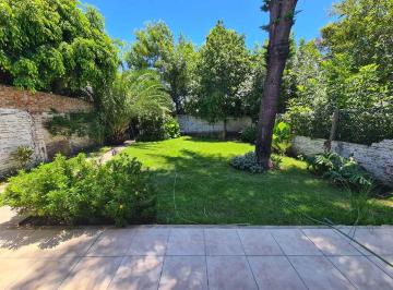 Casa · 75m² · 3 Ambientes · Casa en Venta Ubicado en San Fernando, G. B. a. Zona Norte, Argentina
