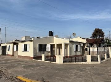 Casa · 81m² · 3 Ambientes · Casa en Lobos