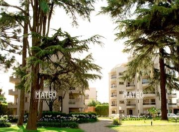 Departamento , Moreno · Edificio Cerezos
