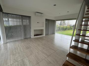 Casa de 6 ambientes, Pilar · Venta con Renta Santa Guadalupe Pilar del Este Pilar Cuatro Dorm.