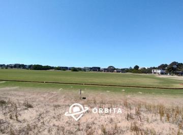 Terreno · 840m² · Lote en Venta en Costa Esmeralda, Barrio Ecuestre