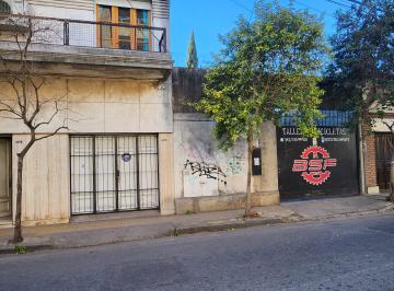Entrada pequeña y entrada para camiones · Enormes Depósito/galpón/área de Trabajo en Terrenos Contiguos