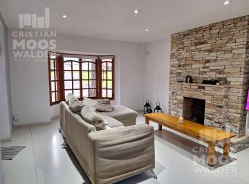 Casa · 200m² · 5 Ambientes · 1 Cochera · Casa en Venta 5 Ambientes Country Maschwitz Club