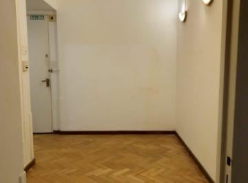 Oficina comercial de 3 ambientes, Caballito · 3 Amb Uso Comerc/prof - Vivda. Solo Estud. - Av Rivadavia - Edif de Categ. C/ Vigilancia
