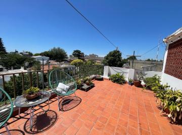 Bodega-Galpón · 248m² · 5 Ambientes · 1 Cochera · Venta/permuta - Galpón - Oficina y Vivienda - 2 Dorm. - Belgrano, Rosario