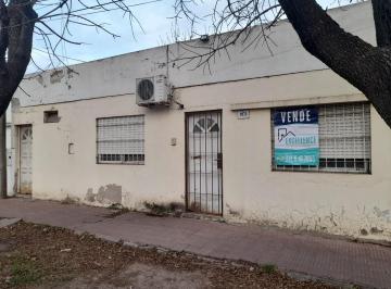 Casa · 175m² · 4 Ambientes · Casa a Reciclar en Pérez