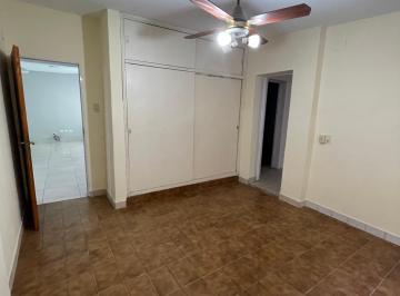 Casa de 5 ambientes, Rosario · Impecable Propiedad con 3 Dorm. y Doble Cochera Automatica!