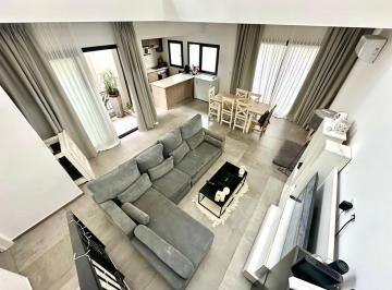 PH · 103m² · 3 Ambientes · PH 3 Ambientes a Estrenar con Patio y Terraza en La Boca Venta