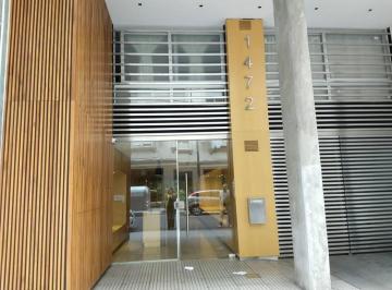 Garage · 15m² · Ayacucho 1700 Cochera Cubierta Pb C/baulera Barrio Norte