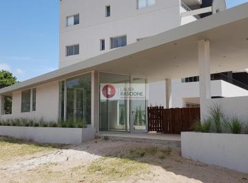 Departamento · 60m² · 2 Ambientes · 1 Cochera · Departamento en Edificio Nayades