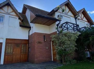 Casa · 120m² · 4 Ambientes · 3 Cocheras · Casa Dúplex en Venta en Burzaco, Almirante Brown, G. B. a. Zona Sur