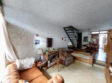 Casa · 65m² · 3 Ambientes · 1 Cochera · Duplex 4 Ambientes en Venta en Villa Sarmiento