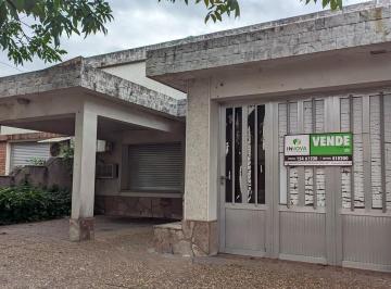 Casa · 145m² · 3 Ambientes · 1 Cochera · Casa en Esperanza - General Paz 2486