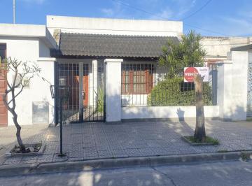 Casa · 154m² · 4 Ambientes · 1 Cochera · Casa en San Nicolas de Los Arroyos