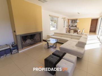 Foto1 · Impecable Casa de 3 Dorm.
