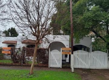 Casa de 4 ambientes, Berazategui · Casa Estilo Colonial. 4 Ambientes. Ranelagh.