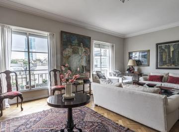 Departamento · 375m² · 5 Ambientes · 1 Cochera · Piso Elegante en Venta en Juncal con Vista Parisina!