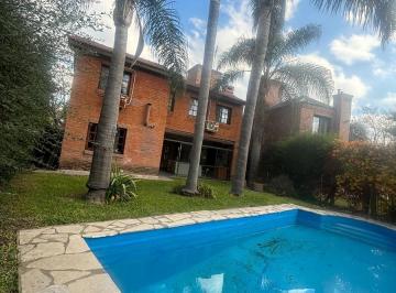 Casa · 230m² · 6 Ambientes · 2 Cocheras · Casa en Country Banco Provincia