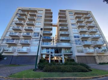 Departamento · 42m² · 2 Ambientes · 1 Cochera · Departamento Dos Ambientes en Venta en Ituzaingo. Balcón y Cochera