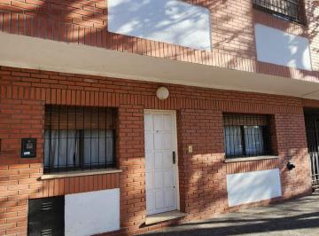 Casa de 5 ambientes, Cipolletti · Dúplex Tres Dorm.