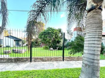 Casa · 570m² · 4 Ambientes · 3 Cocheras · Casa en Venta Para Reciclar