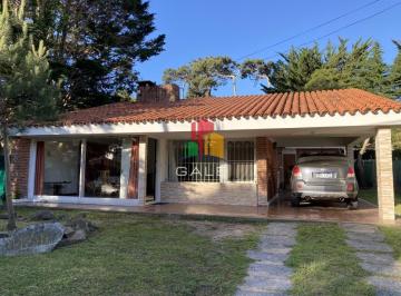 Foto1 · En Venta, Casa en Mansa de 3 Dorm.