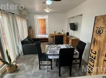 Casa · 70m² · 3 Ambientes · 1 Cochera · Casa - Hacoaj - Bungalow Reciclado a Nuevo - Venta /alquiler