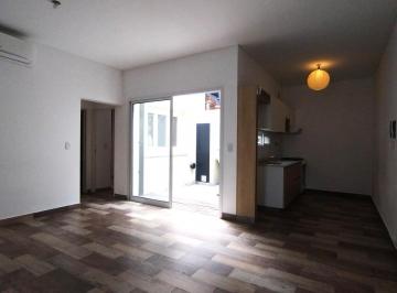 PH · 52m² · 3 Ambientes · PH de 3 Ambientes en Vicente López - con Patio y Terraza Propia