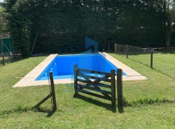 Casa · 270m² · 6 Ambientes · 2 Cocheras · Alquiler Casa 5 Ambientes en Club de Campo San Patricio, Moreno.