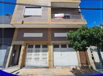 Casa de 5 ambientes, La Matanza · Casa Multifamiliar en Venta en La Tablada