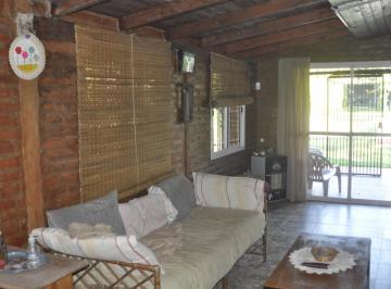 Casa · 70m² · 3 Ambientes · 3 Cocheras · Venta de Casa en Moreno